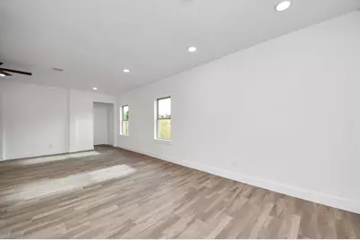 765 Marjorie Street, Houston, TX 77088 - Photo 6