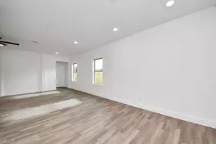 765 Marjorie St, Houston, TX 77088 - Photo 6