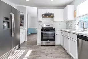 1718 Stonehaven Village Cir, Spring, TX 77386 - Photo 12