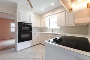 8403 Braes Meadow Dr, Houston, TX 77071 - Photo 6