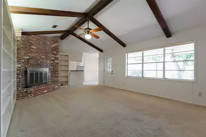 8403 Braes Meadow Drive, Houston, TX 77071 - Photo 10