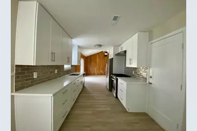 6002 Effingham Drive, Houston, TX 77035 - Photo 8