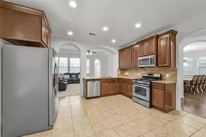 13011 Clover Creek Point Lane, Humble, TX 77346 - Photo 8