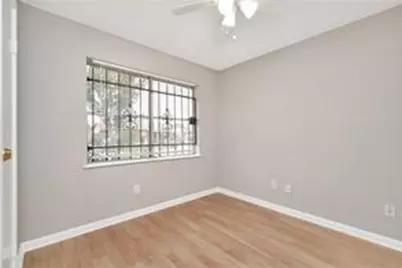 12811 Glenhollow Drive, Houston, TX 77048 - Photo 10