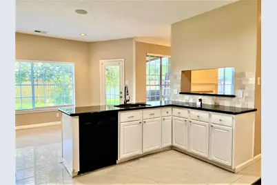 1802 Hickory Hill Court, Sugar Land, TX 77478 - Photo 12