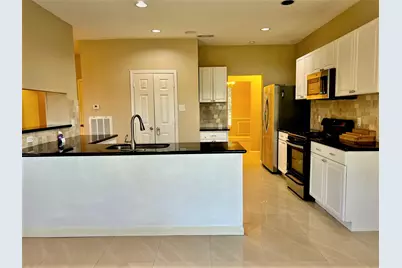 1802 Hickory Hill Court, Sugar Land, TX 77478 - Photo 14