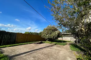 1802 Hickory Hill Ct, Sugar Land, TX 77478 - Photo 30