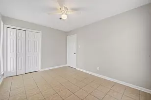 8707 Yvonne Dr, Houston, TX 77044 - Photo 20
