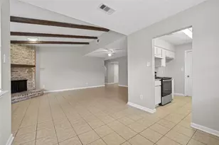 8707 Yvonne Dr, Houston, TX 77044 - Photo 10