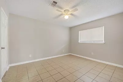 8707 Yvonne Drive, Houston, TX 77044 - Photo 28