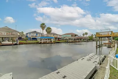 313 Ling, Bayou Vista, TX 77563 - Photo 16