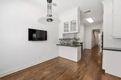 3210 Maroneal Street, Houston, TX 77025 - Photo 8