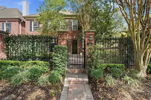 3210 Maroneal St, Houston, TX 77025 - Photo 1