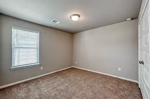 17629 Rosette Grass Dr, Conroe, TX 77385 - Photo 10