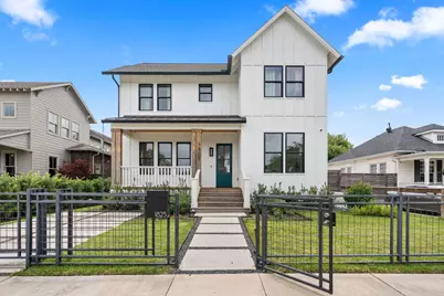 1825 Arlington Street, Houston, TX 77008 - Photo 1