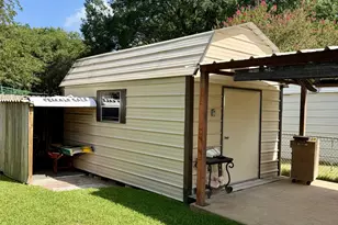 110 Glenview St, Crockett, TX 75835 - Photo 24