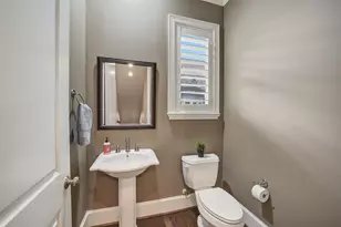 1374 Lake Pointe Pkwy, Sugar Land, TX 77478 - Photo 14