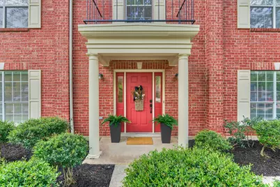19 Greentwig Place, The Woodlands, TX 77381 - Photo 2