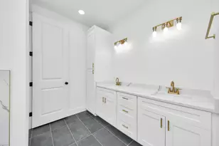 7717 Bowen St, Houston, TX 77051 - Photo 20