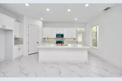 7717 Bowen Street, Houston, TX 77051 - Photo 4