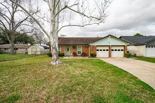 501 Southbend Dr, Alvin, TX 77511 - Photo 38