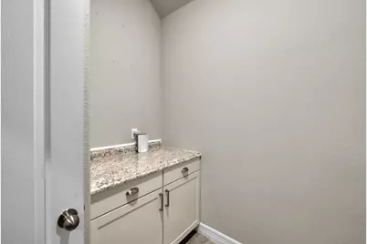 2051 Brookmont Drive, Conroe, TX 77301 - Photo 38