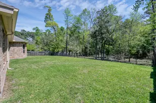 2051 Brookmont Dr, Conroe, TX 77301 - Photo 42