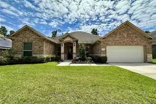 2051 Brookmont Dr, Conroe, TX 77301 - Photo 1