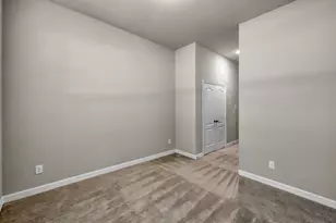 2051 Brookmont Dr, Conroe, TX 77301 - Photo 32