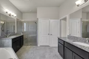 2051 Brookmont Dr, Conroe, TX 77301 - Photo 24