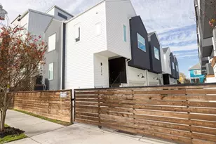 1141 W 17th St, Houston, TX 77008 - Photo 2