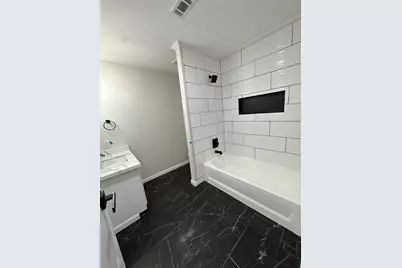 11935 Greensbrook Forest Drive, Houston, TX 77044 - Photo 12