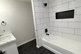 11935 Greensbrook Forest Dr, Houston, TX 77044 - Photo 12