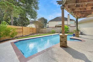 11719 Lakewood Crossing Dr, Tomball, TX 77377 - Photo 4