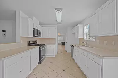 9742 Kingsville Park Drive, Houston, TX 77083 - Photo 14