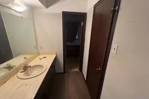 8027 Garden Parks Dr, Houston, TX 77075 - Photo 4