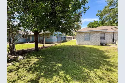 8038 Woodlyn Road, Houston, TX 77028 - Photo 12
