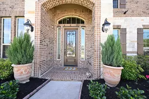 2722 Cypress Woods Ln, Manvel, TX 77578 - Photo 2