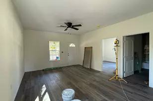 517 E Linney St, Dayton, TX 77535 - Photo 12