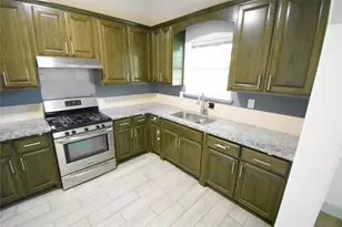 104 Virginia, South Houston, TX 77587 - Photo 2