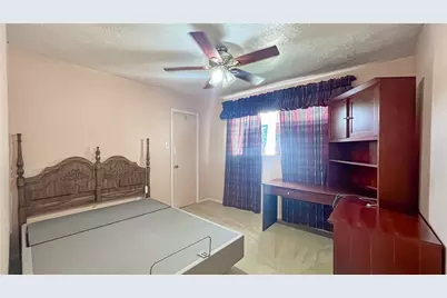 9206 Hendon Lane, Houston, TX 77036 - Photo 16
