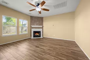 18310 Melissa Springs Dr, Tomball, TX 77375 - Photo 14