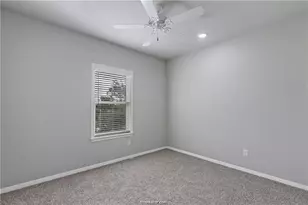 1326 Prairie Dr, Bryan, TX 77803 - Photo 16