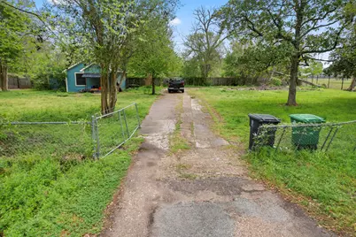 6302 Tuskegee Street, Houston, TX 77091 - Photo 16