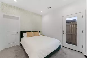 1807 Lee St, Houston, TX 77026 - Photo 6