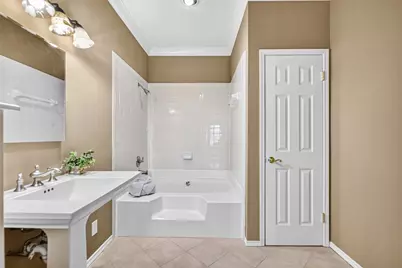 404 Wilcrest Drive #404, Houston, TX 77042 - Photo 34