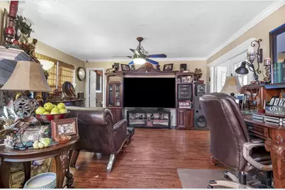 409 Davis Street, Lufkin, TX 75904 - Photo 6