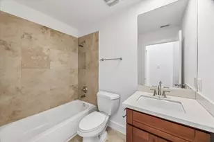 1703 Beall St, Houston, TX 77008 - Photo 16