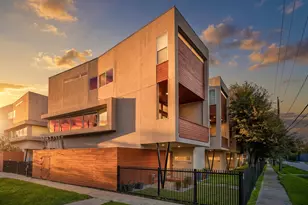 1703 Beall St, Houston, TX 77008 - Photo 2