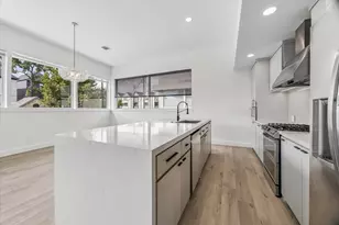 1703 Beall St, Houston, TX 77008 - Photo 12